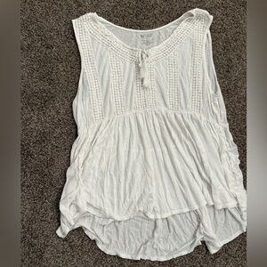 new directions White Crochet Sleeveless Tank